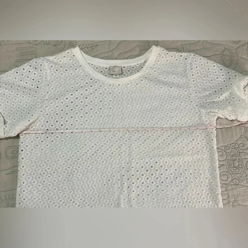 Anthropologie Postmark M White Chantal
Eyelet Top Black Short Sleeve Top - Picture 7 of 9